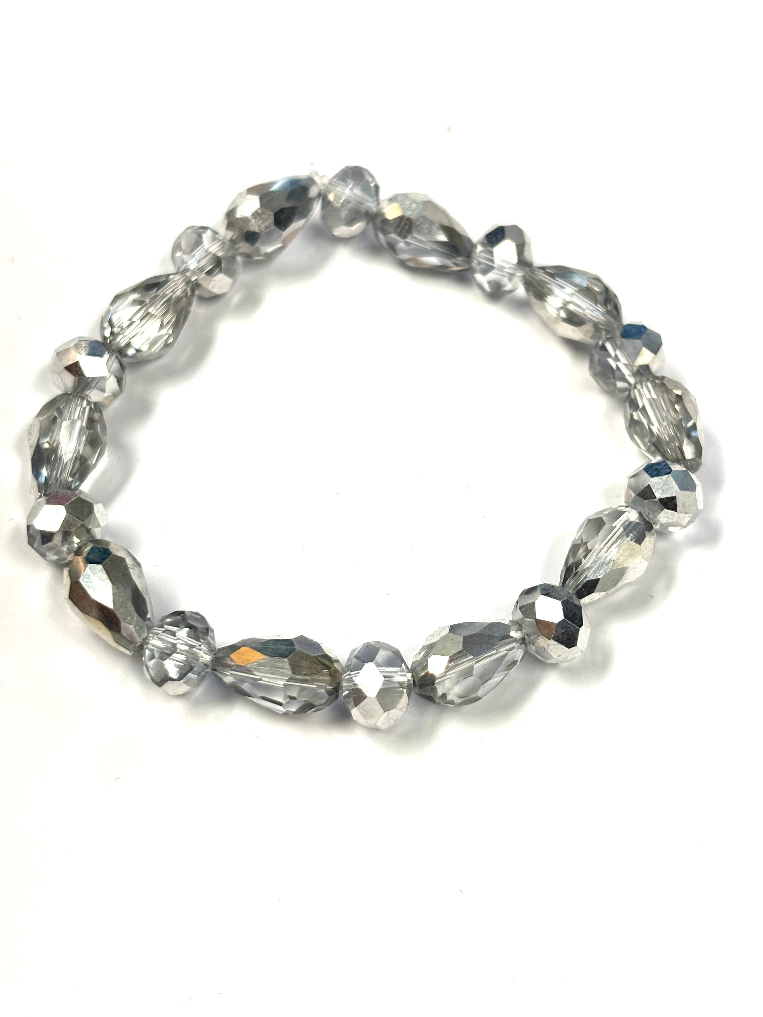 Silver glass beaded bracelet